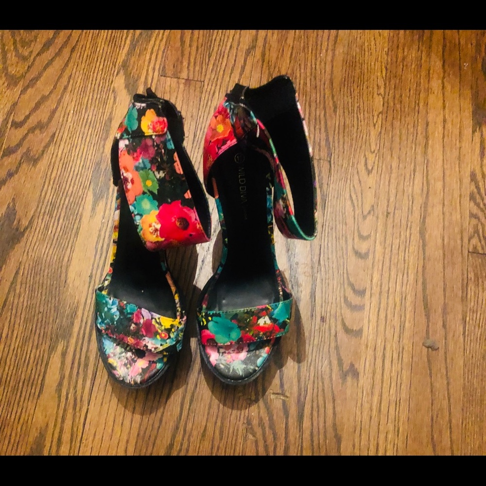 Women’s floral heels